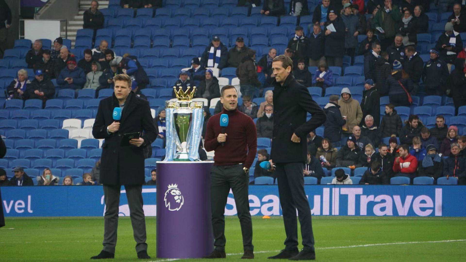 從近日轉會 從近日轉會